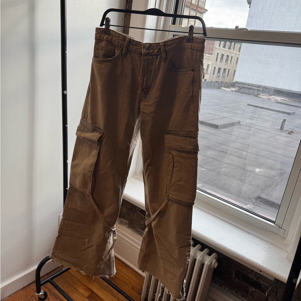 Zara TRF mid rise cargo jeans